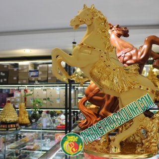 Ngựa Phong Thủy Cát Vàng