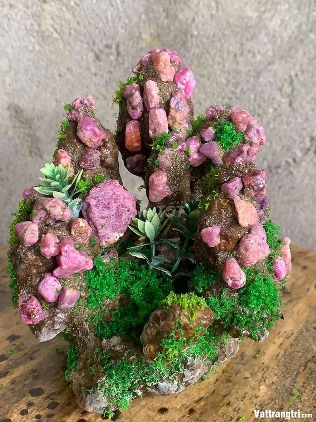 Cây đá ruby trang trí tiểu cảnh phong thủy các loại đá phong thủy tự nhiên ruby trang trí tiểu cảnh
