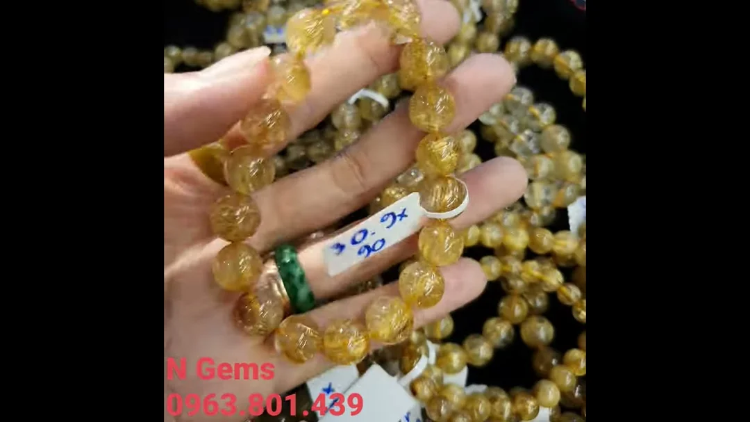 Đá phong thủy N Gems và nhóm sản phẩm đá tự nhiên đá phong thủy n gems với vòng đá và vật phẩm phong thủy