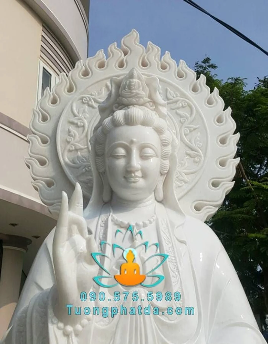 giá tượng quan âm bồ tát bằng đá và bệ đài sen