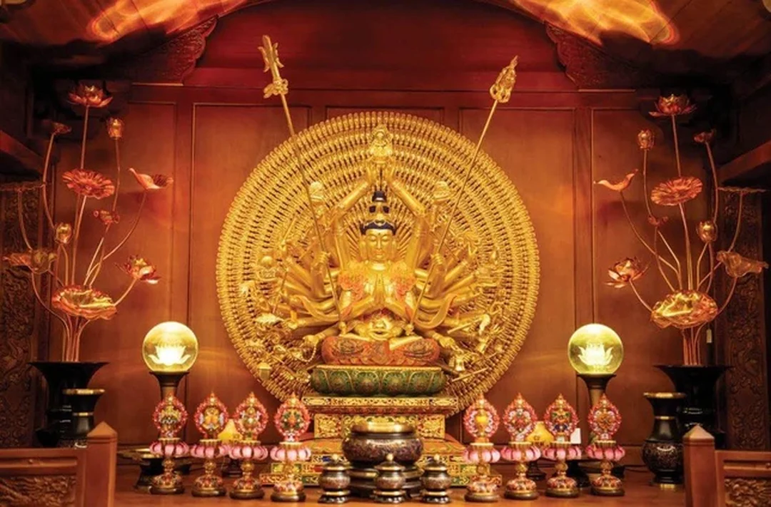 Hình tượng Quan Âm Bồ Tát biểu thị lòng từ bi và sự tỉnh thức hình tượng quan âm bồ tát biểu thị lòng từ bi và sự tỉnh thức