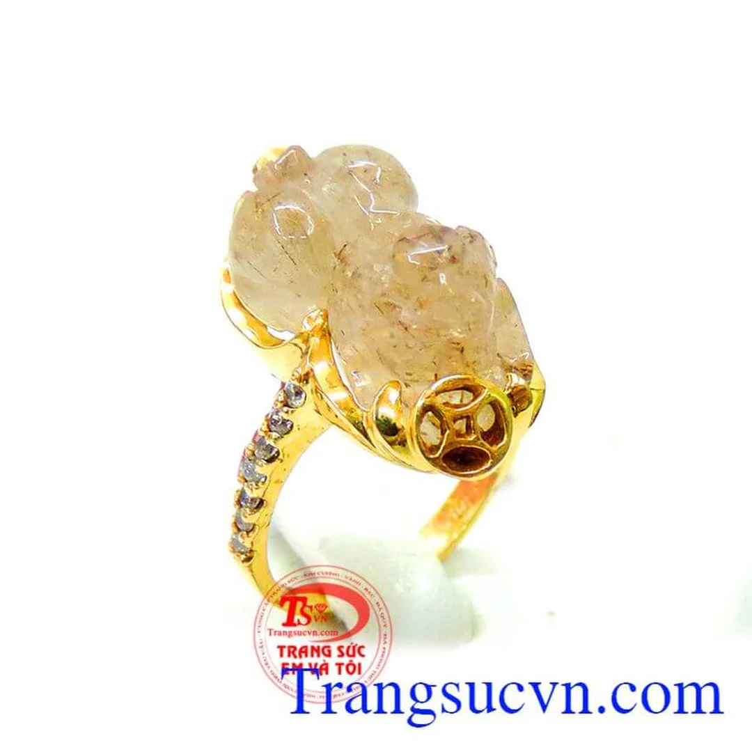 mặt tỳ hưu vàng dùng làm dây chuyền phong thủy