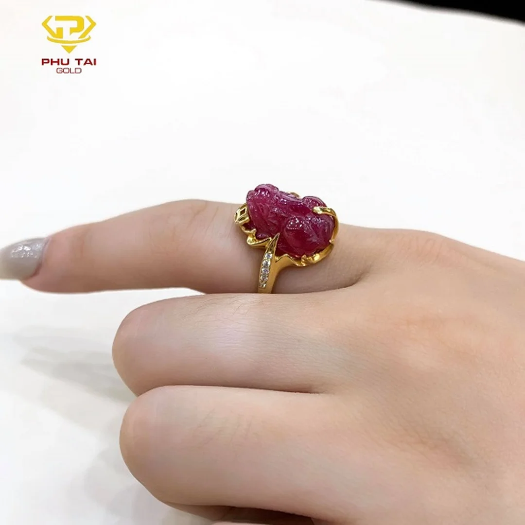 Nhẫn tỳ hưu đá ruby đỏ vàng mẫu 1 nhẫn tỳ hưu đá ruby đỏ vàng mẫu 1