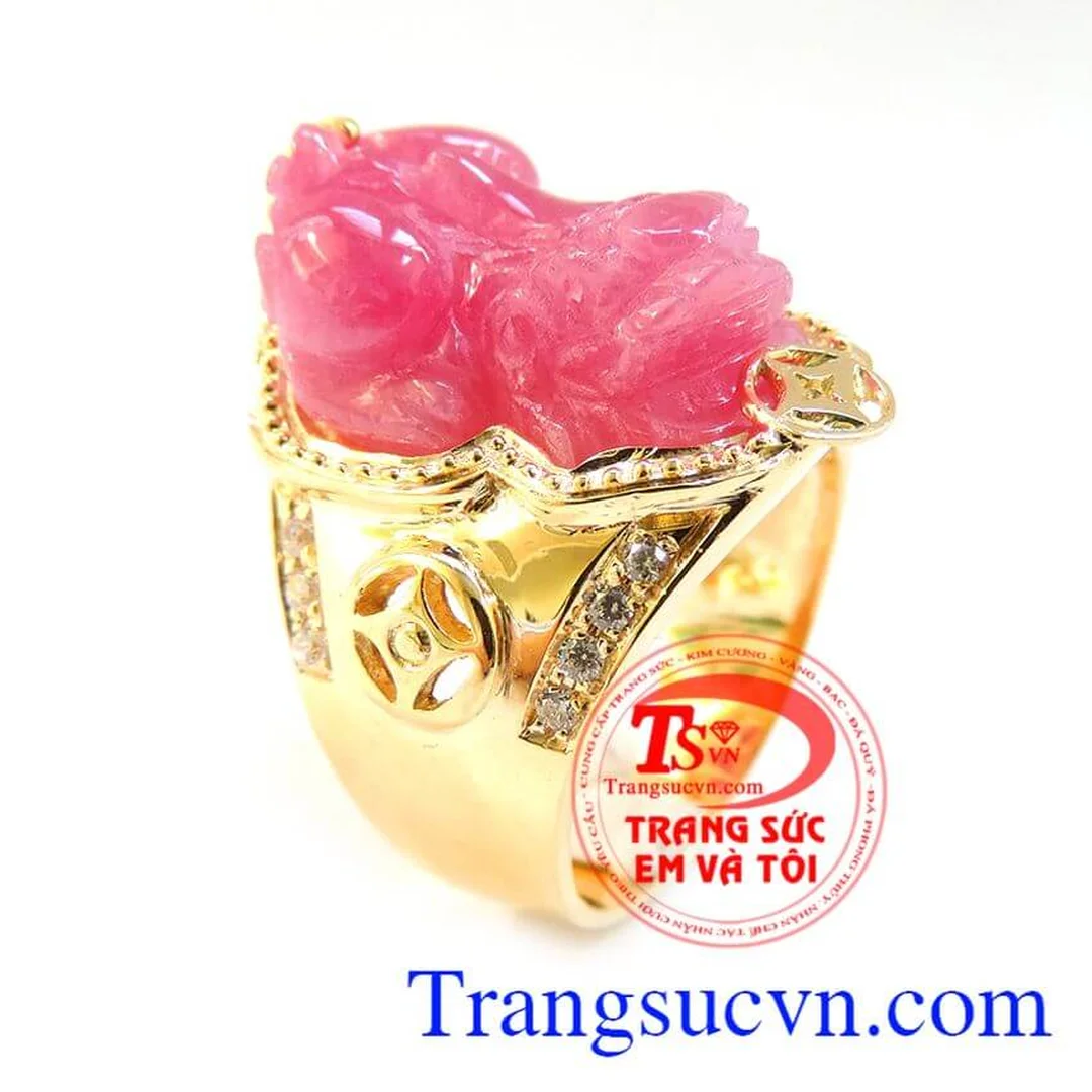 nhẫn tỳ hưu vàng 24k đeo tay đúng hướng