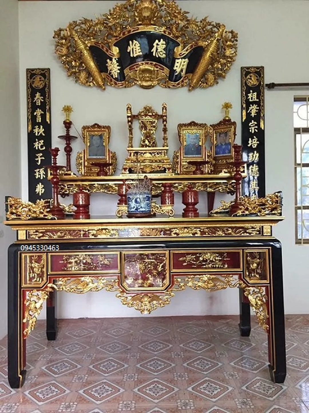 phong thủy bàn thờ tổ tiên với hướng thờ và lưng tựa vững