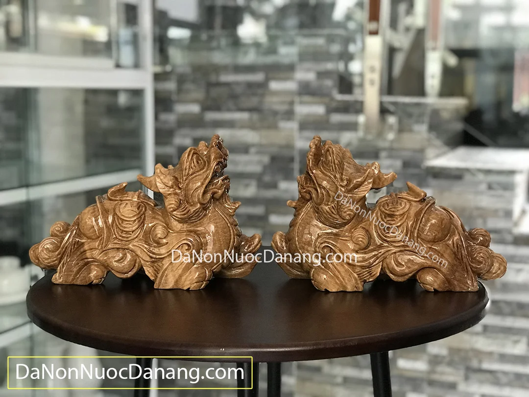 tỳ hưu đá vân gỗ tự nhiên đặt phong thủy