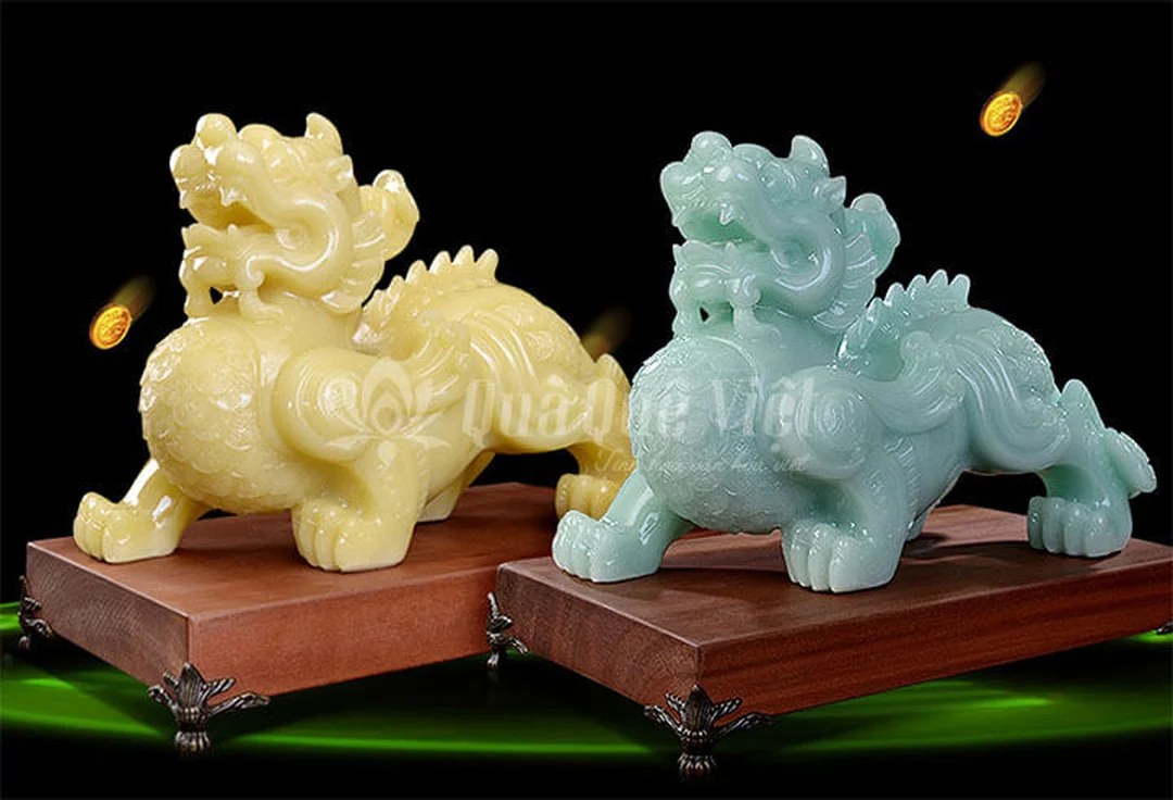 tỳ hưu phong thủy mệnh kim màu trắng vàng