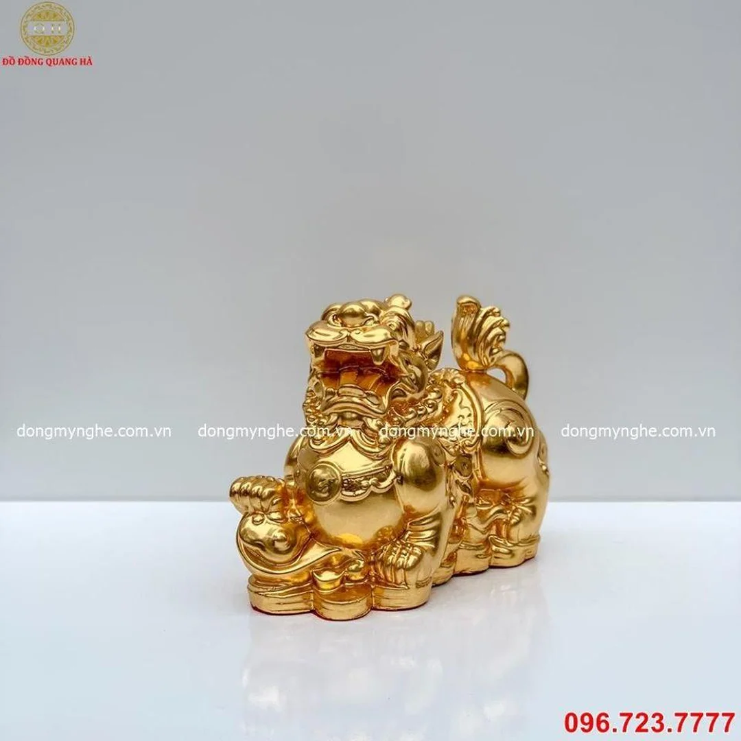 tỳ hưu vàng 24k thể hiện dáng linh vật chiêu tài
