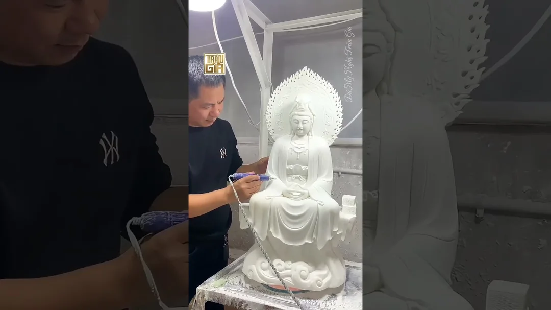 Video điêu khắc tượng Quan Âm Bồ Tát tại xưởng