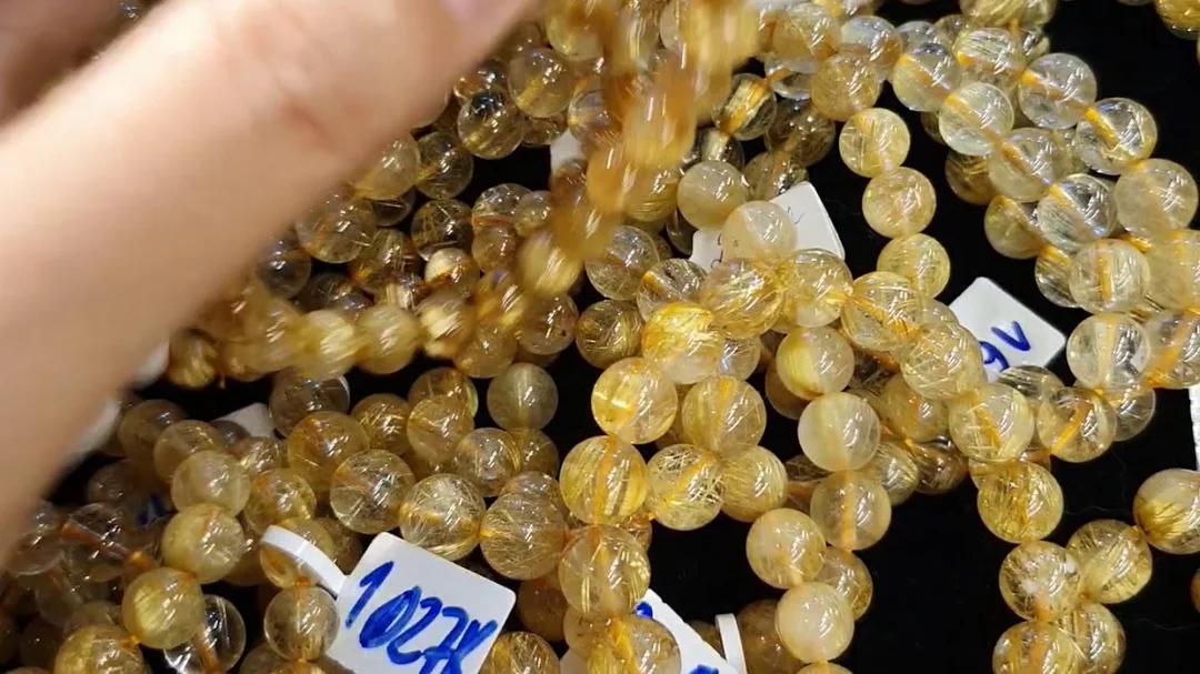 Video hướng dẫn chọn và chăm sóc đá phong thủy N Gems