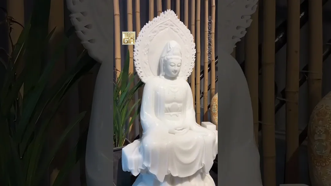 Video mẫu tượng Quan Âm đá nguyên khối năm 2026