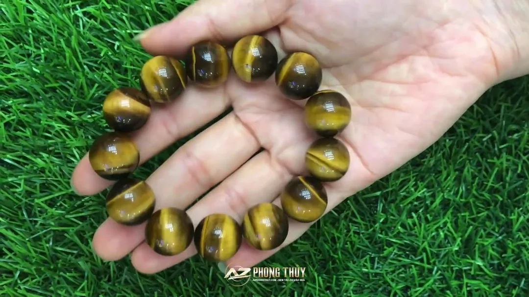 Video vòng tay đá mắt hổ vàng nâu phong thủy