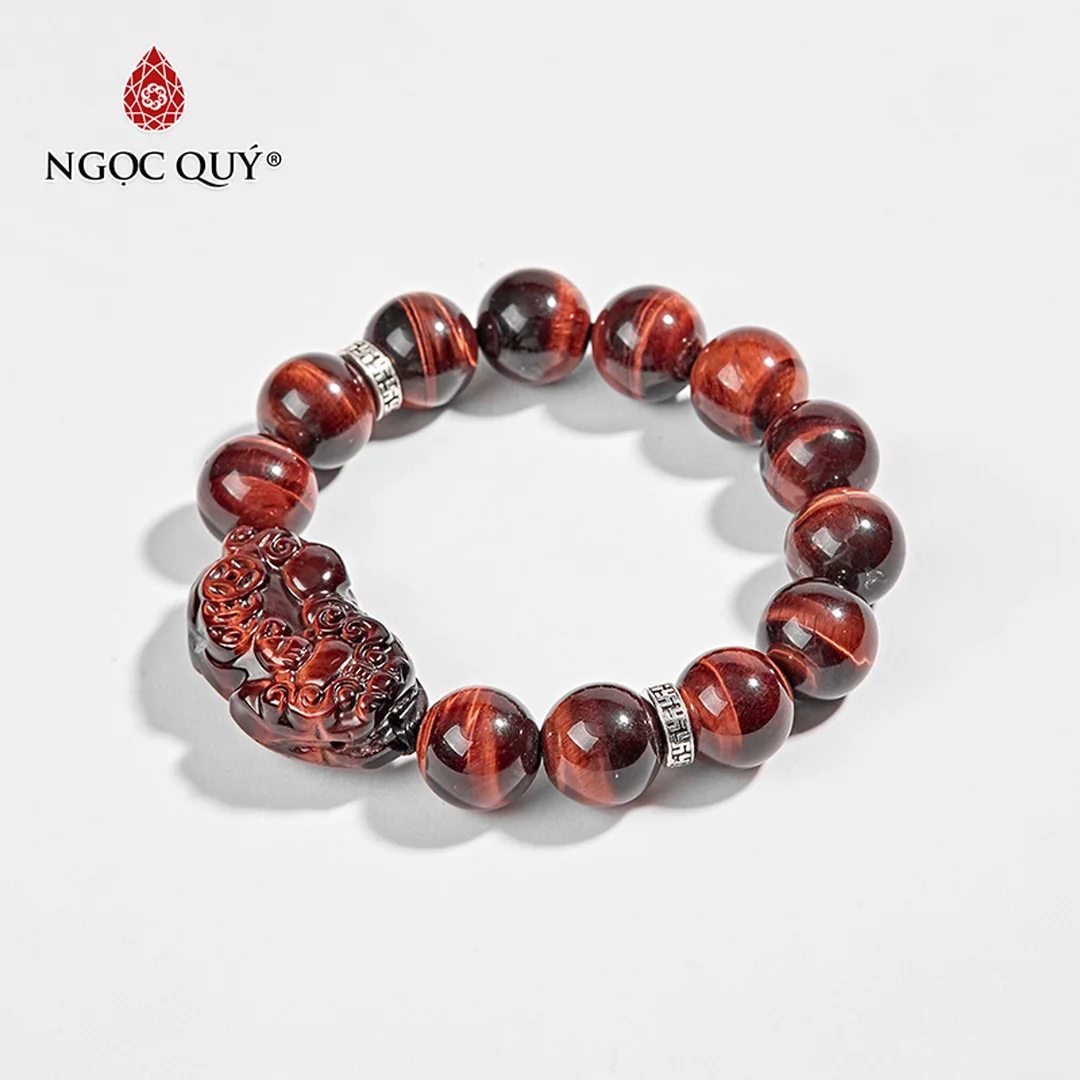 vòng đá mắt hổ đỏ phối tỳ hưu cho người mệnh Hỏa Thổ